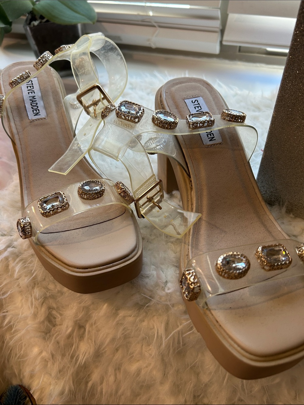 Steve Madden chunky Sando